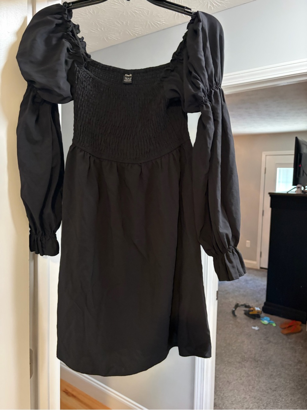 SHEIN Black Long-Sleeve Smocked Puff-Sleeve Mini Dress